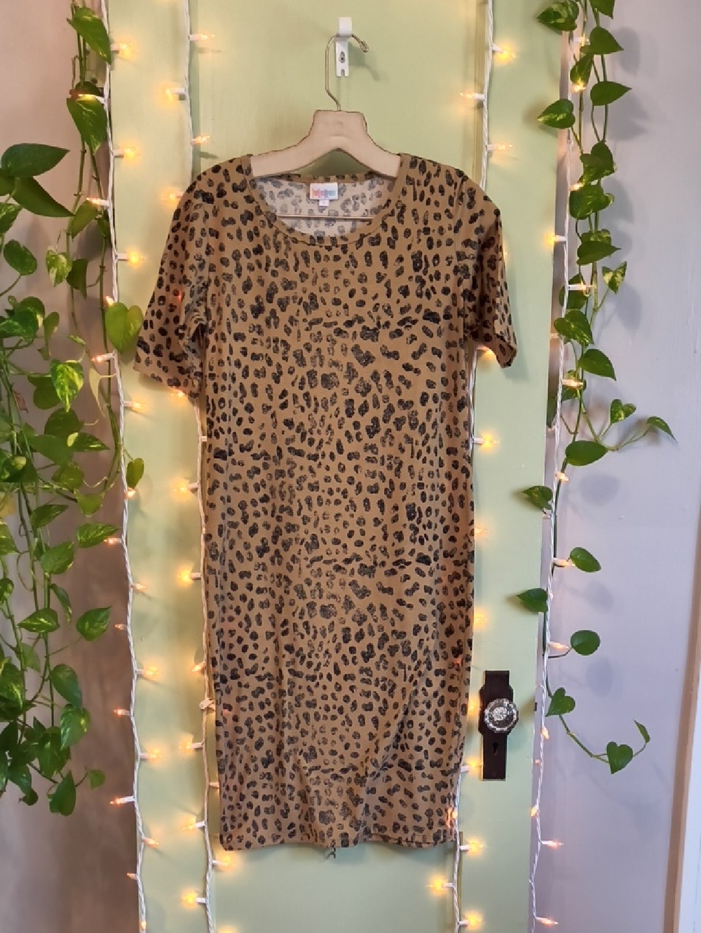 Women's LuLaRoe Bodycon T-shirt Snug Cheetah Tube Dress S